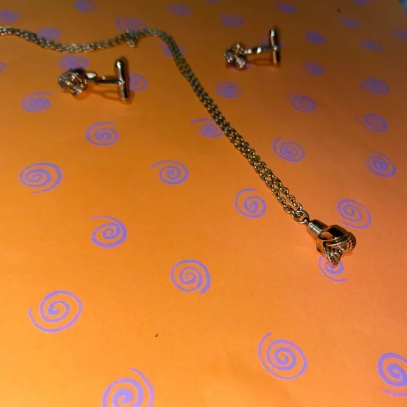 Elegant Gold Chain Necklace with Unique Charms